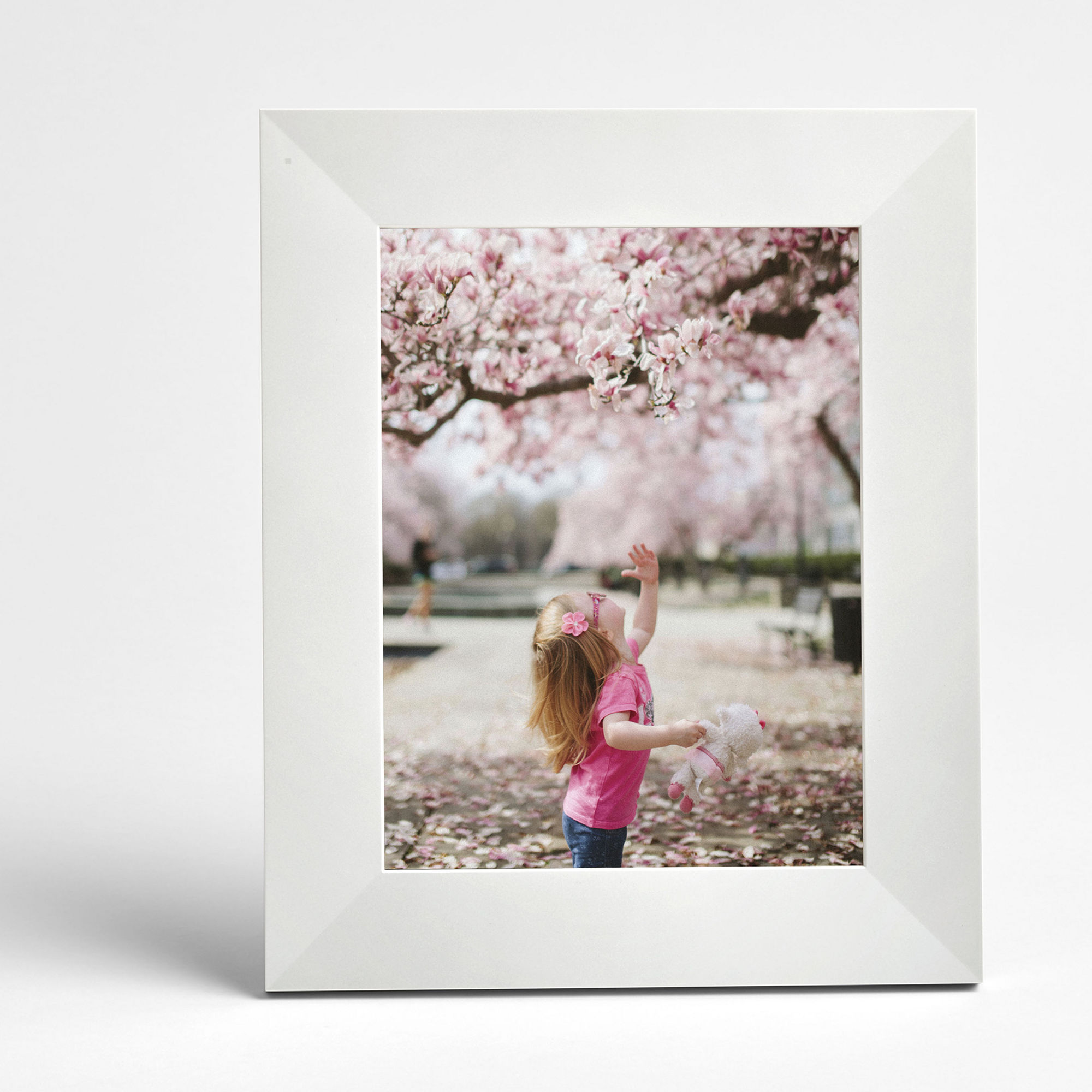 Aura Frames Sawyer Digital Photo Frame - Thumbnail 5