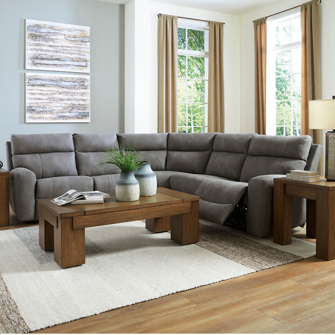 3899257_1980_alt8:2000-full-