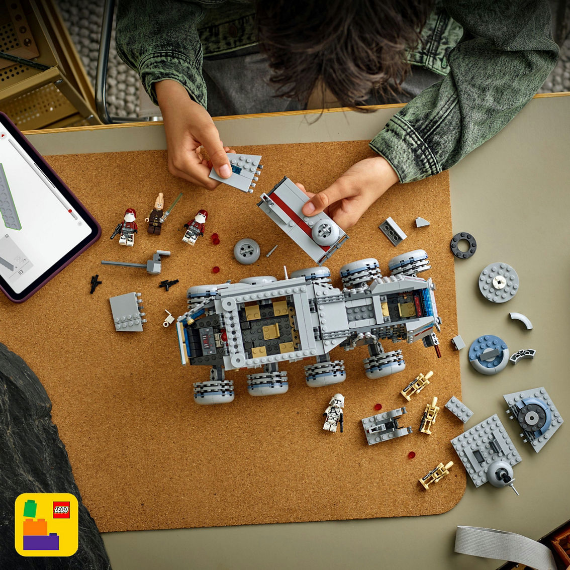 4415444_7458_alt9:2000-full-